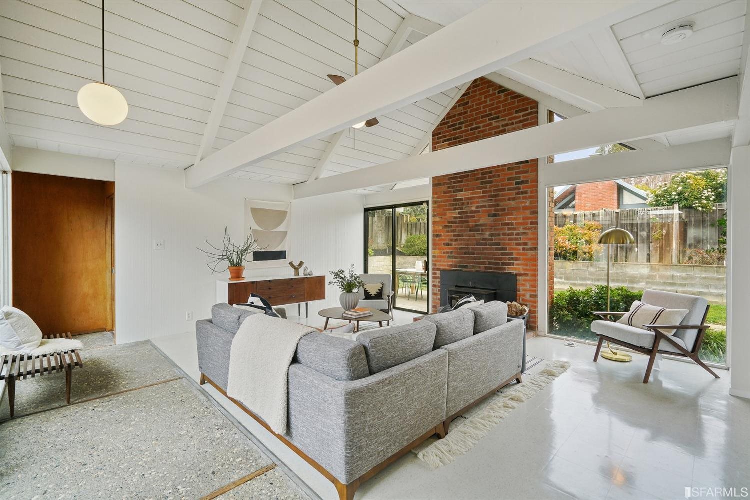 5877 Highwood Road Castro Valley, CA 94552 - Photo 20 of 52 Gallery Image 20