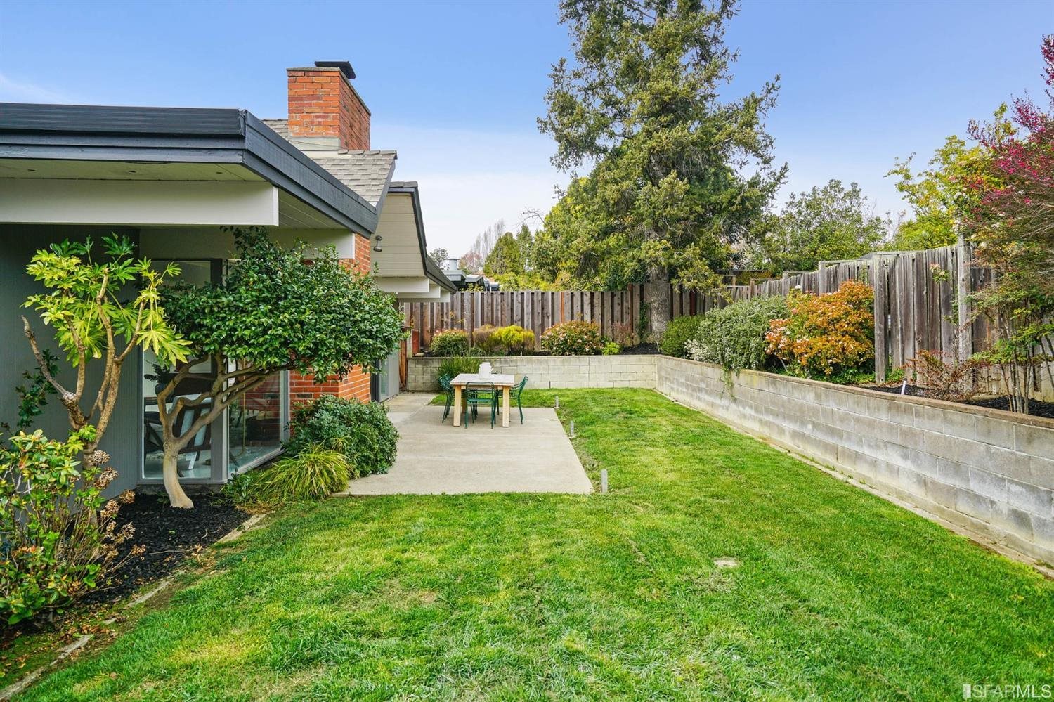 5877 Highwood Road Castro Valley, CA 94552 - Photo 46 of 52 Gallery Image 46