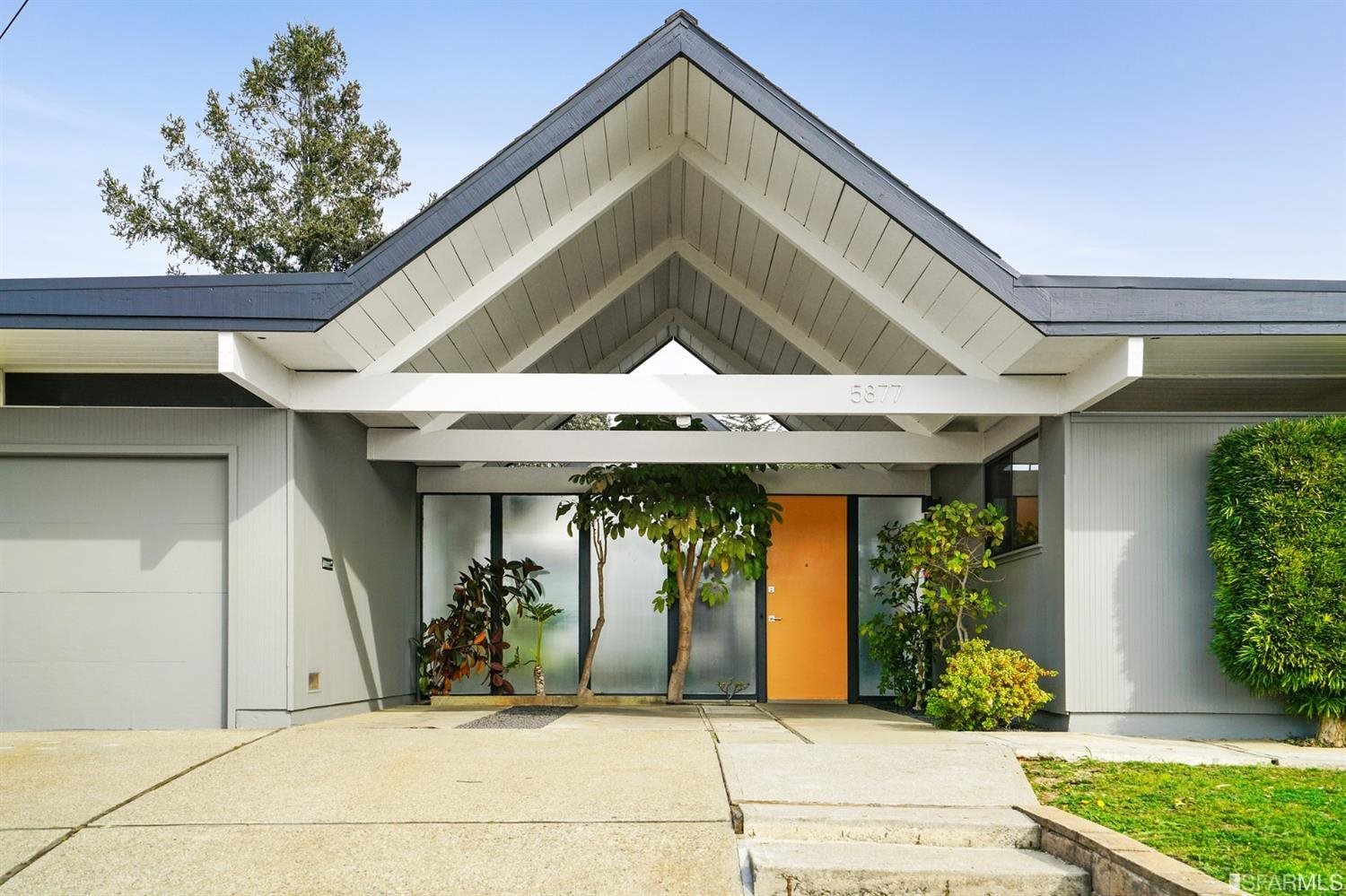 5877 Highwood Road Castro Valley, CA 94552 - Photo 7 of 52 Gallery Image 7