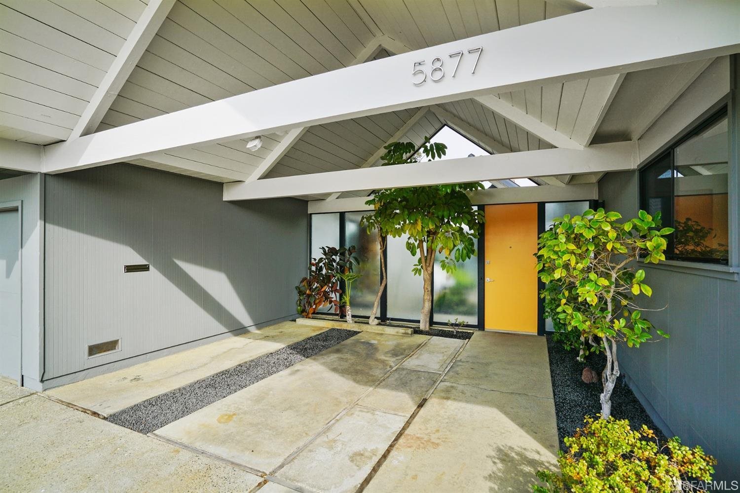 5877 Highwood Road Castro Valley, CA 94552 - Photo 9 of 52 Gallery Image 9