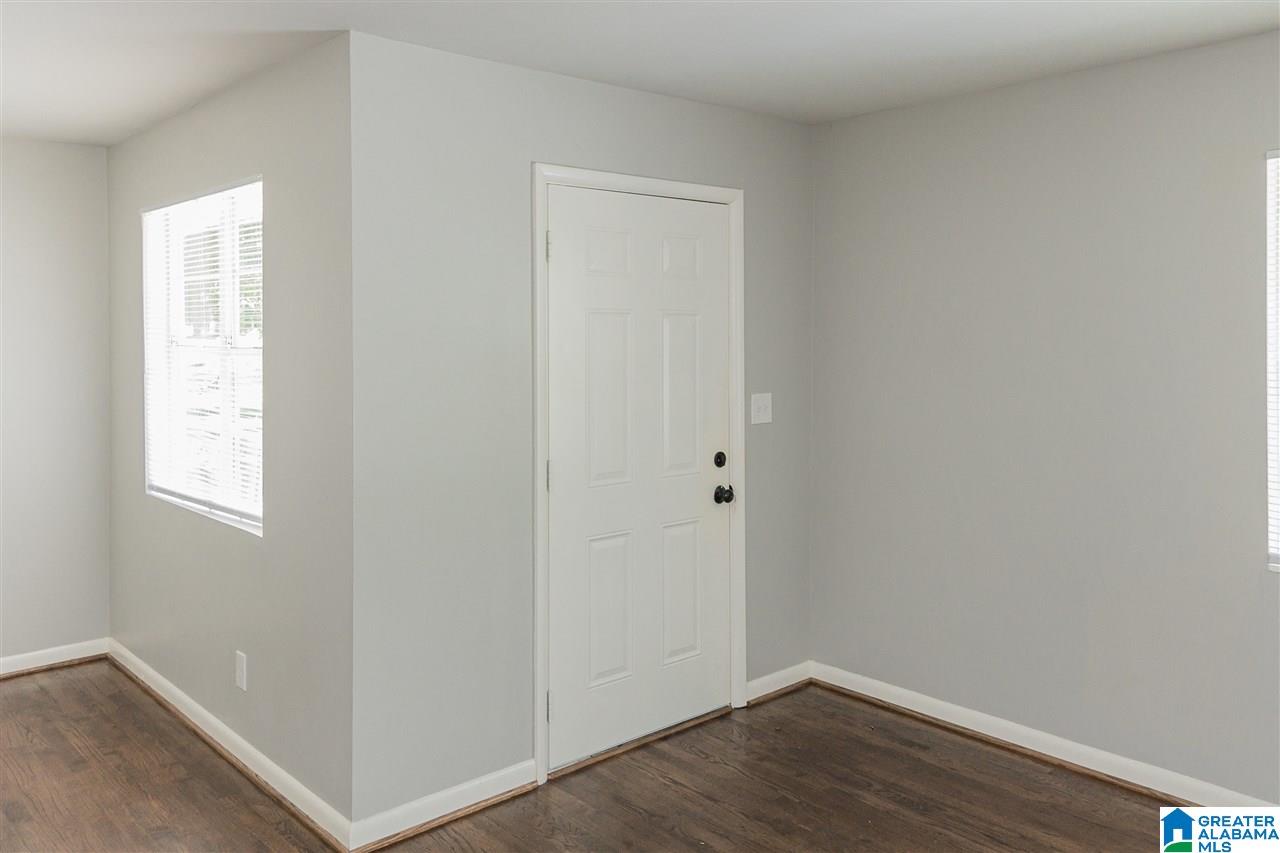 107 Springdale Avenue Bessemer, AL 35023 - Photo 4 of 37