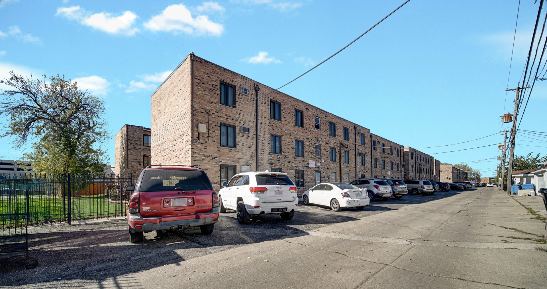 4550 West 57th Street, Unit 2A1 Chicago, IL 60629 - Photo 4 of 13