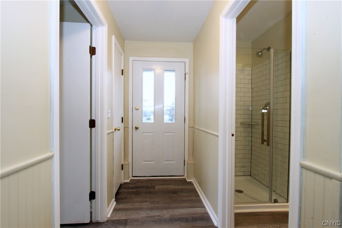 369 1/2 Beach Road Syracuse, NY 13209 - Photo 11 of 18