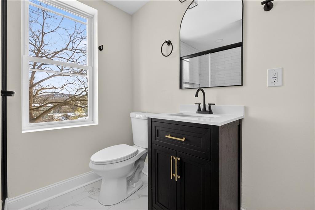 507 East End Avenue Pittsburgh, PA 15221 - Photo 19 of 30