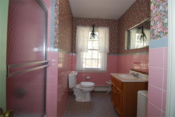 113 Pleasant Valley Road Amesbury, MA 01913 - Photo 16 of 22 Gallery Image 16