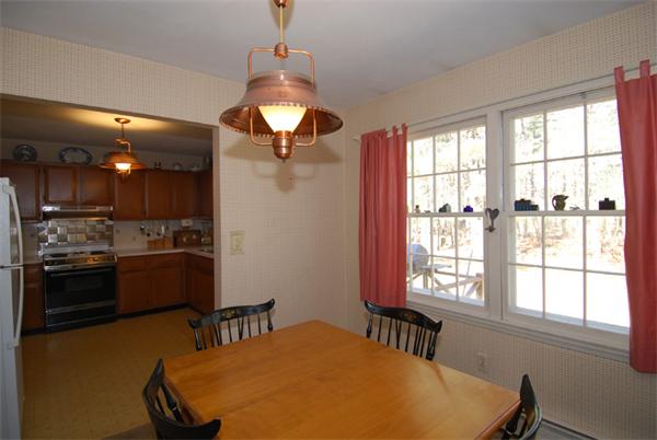 113 Pleasant Valley Road Amesbury, MA 01913 - Photo 7 of 22 Gallery Image 7