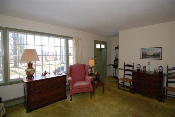 113 Pleasant Valley Road Amesbury, MA 01913 - Photo 8 of 22 Gallery Image 8