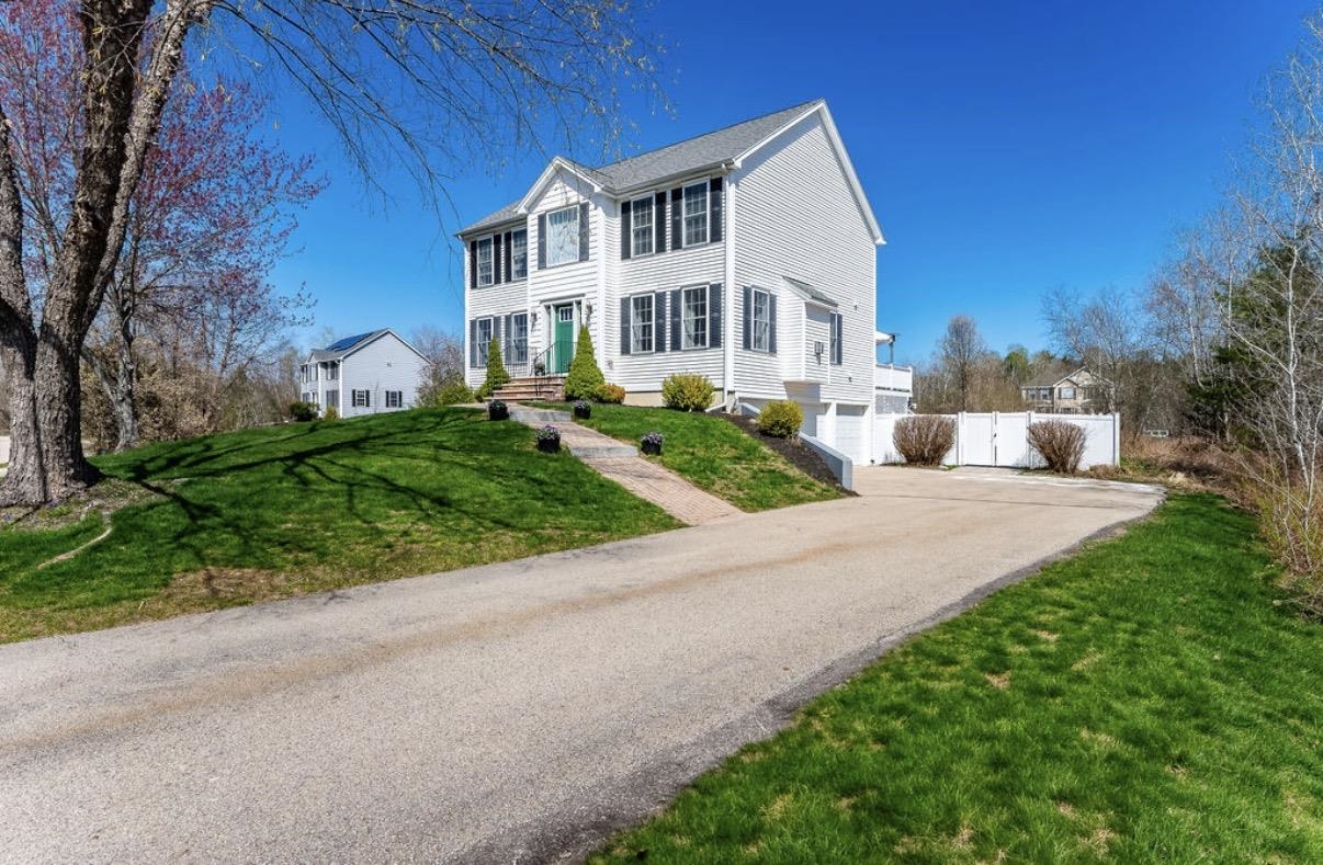 37 Ezras Way Dover, NH 03820 - Photo 3 of 54