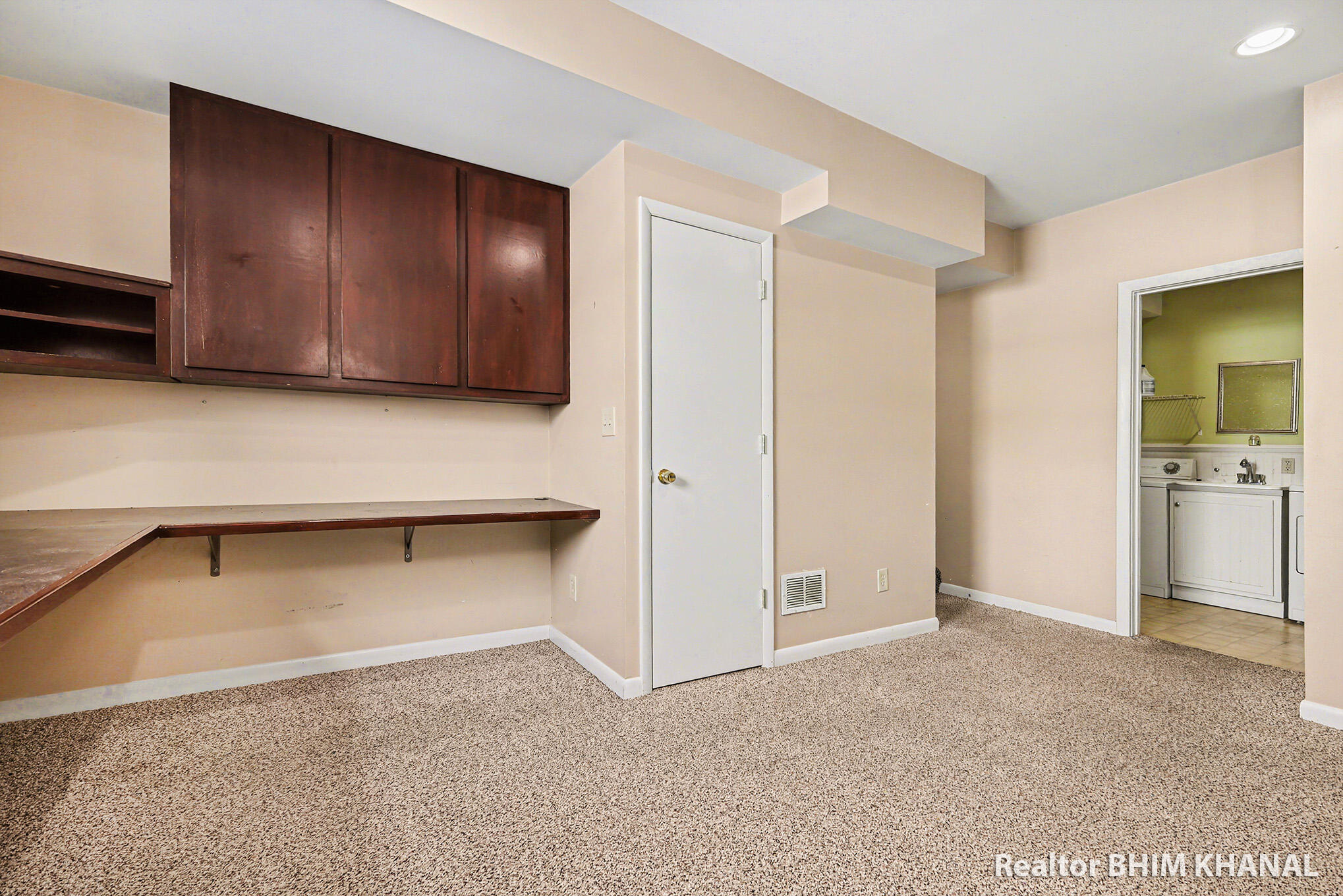 128 43rd Street Southwest Grand Rapids, MI 49548 - Photo 14 of 31 IMG_5779