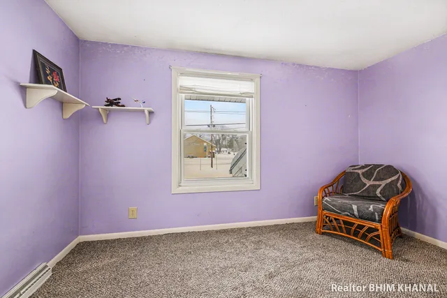 $285,000 | 128 43rd Street Southwest, Grand Rapids, MI 49548