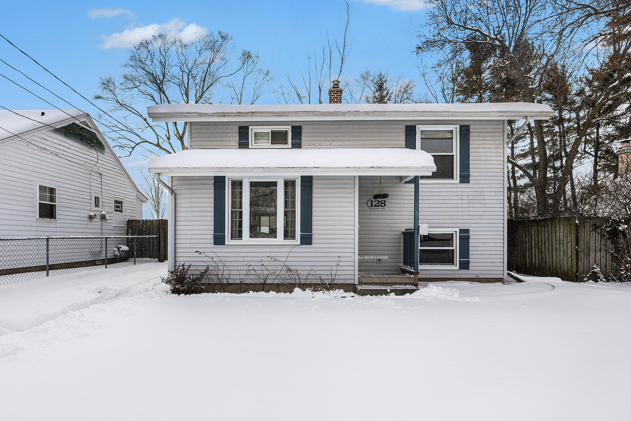 128 43rd Street Southwest Grand Rapids, MI 49548 - Photo 24 of 31 IMG_5847