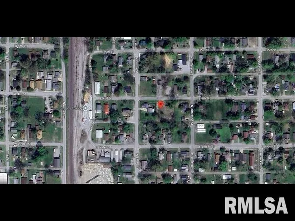 $3,500 | 210 East 4th Street, West Frankfort, IL 62896