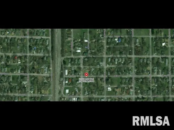 $3,500 | 210 East 4th Street, West Frankfort, IL 62896