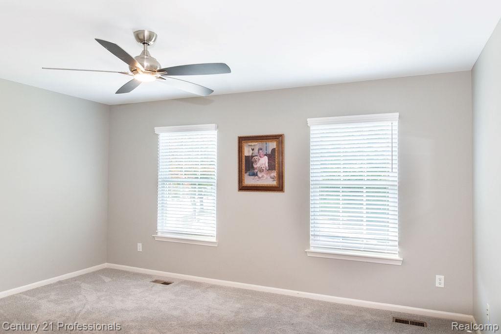 767 East Bluff Court Rochester Hills, MI 48306 - Photo 38 of 52