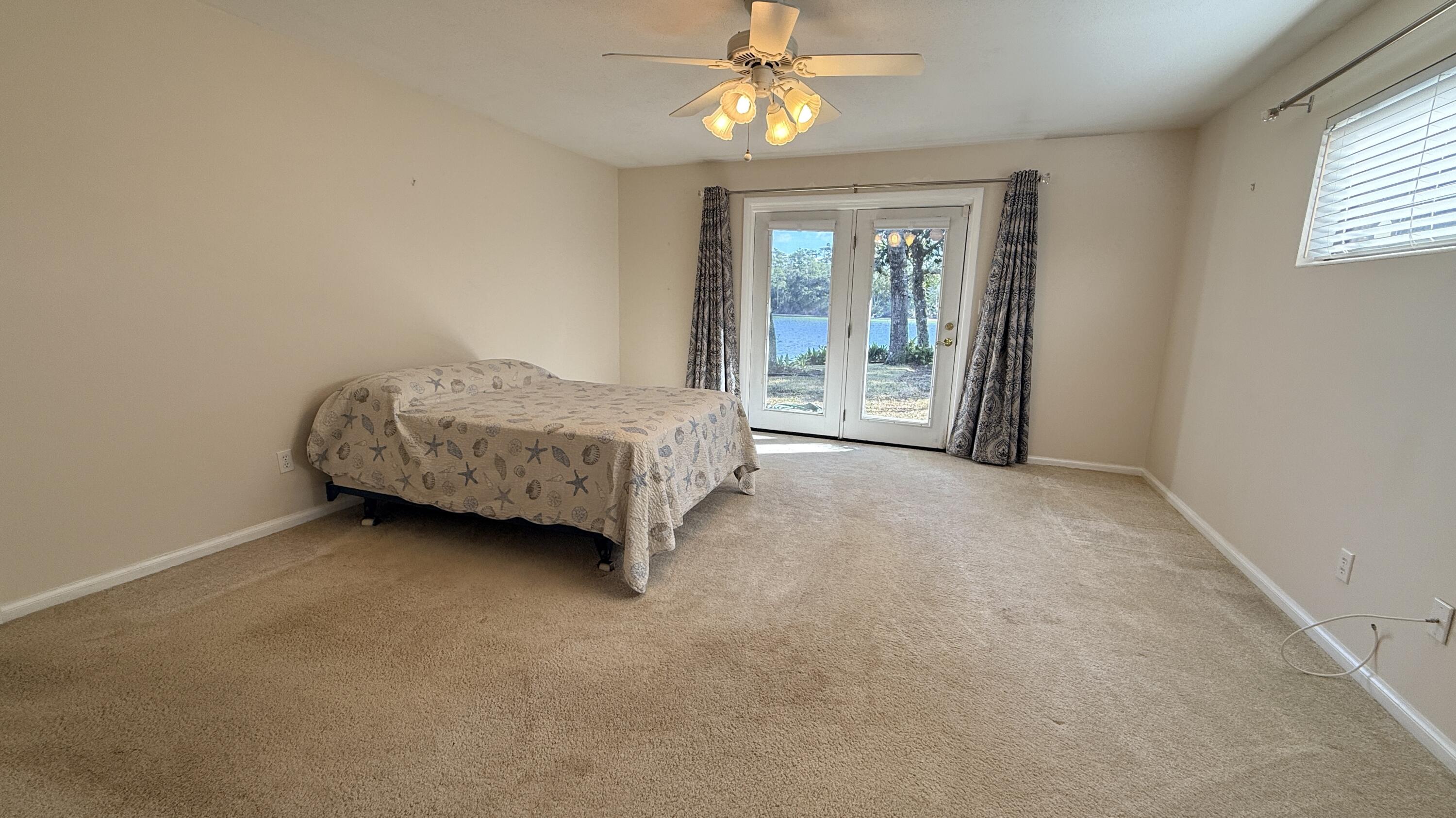 27 Poquito Road Shalimar, FL 32579 - Photo 9 of 12 masterbedroom4