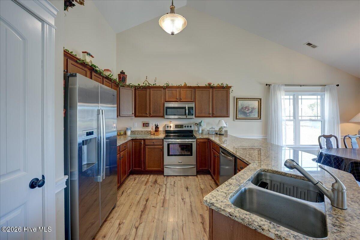 205 Antioch Lakes Road New Bern, NC 28560 - Photo 23 of 53 20