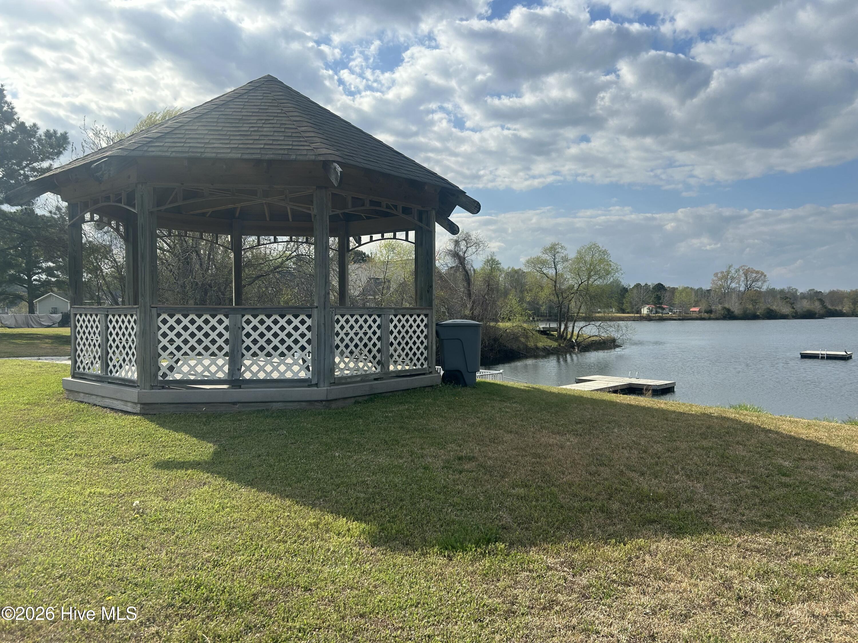 205 Antioch Lakes Road New Bern, NC 28560 - Photo 49 of 53 Community Gazebo