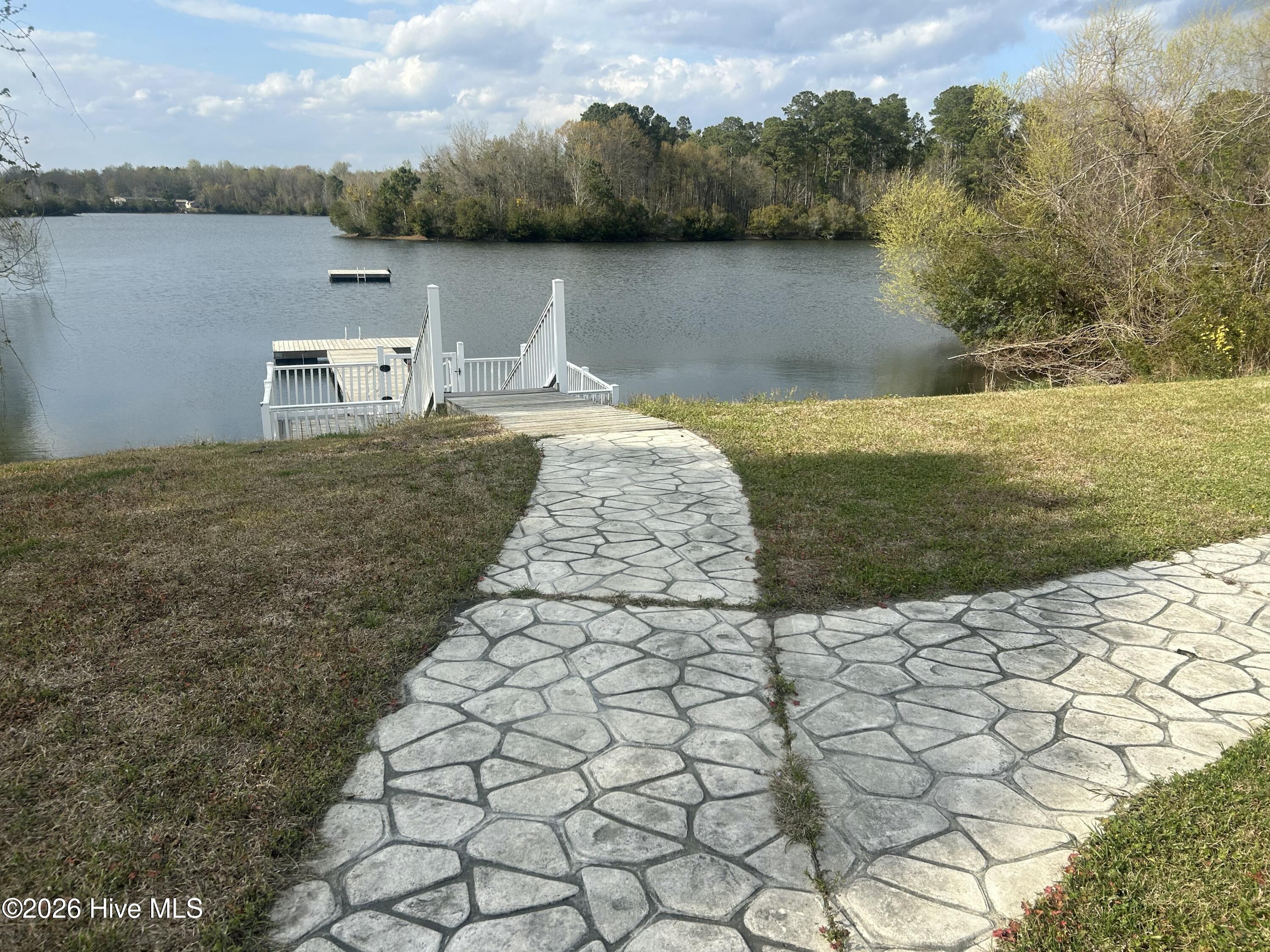 205 Antioch Lakes Road New Bern, NC 28560 - Photo 50 of 53 Walkway to Community floating dock