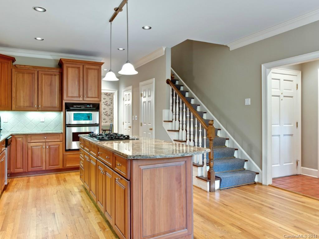 4817 Hardison Road Charlotte, NC 28226 - Photo 11 of 24 Gallery Image 11