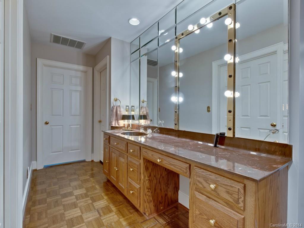 4817 Hardison Road Charlotte, NC 28226 - Photo 19 of 24 Gallery Image 19