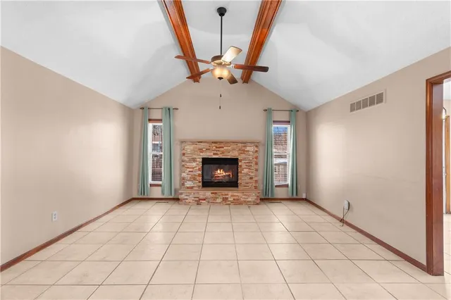 $330,000 | 2421 Northwest Leann Drive, Blue Springs, MO 64014