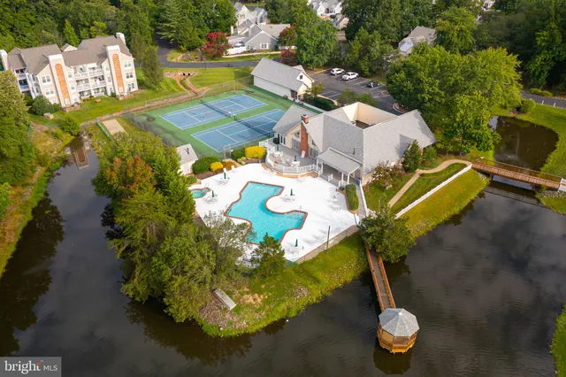 $385,000 | 11550 Savannah Drive, Fredericksburg, VA 22407