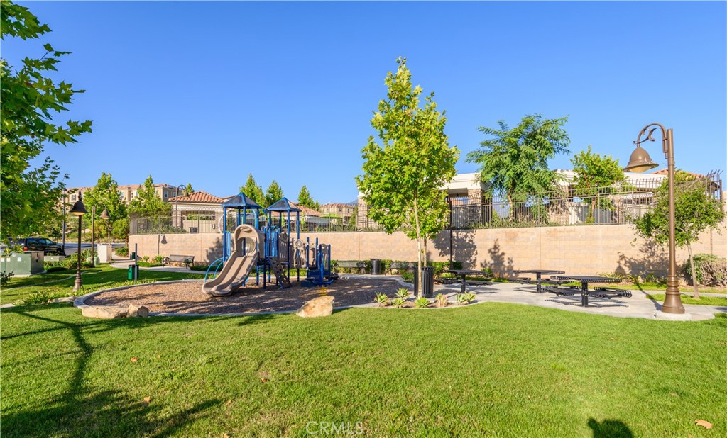 603 Shadowbrook Lake Forest, CA 92610 - Photo 44 of 60 a view of outdoor space and yard