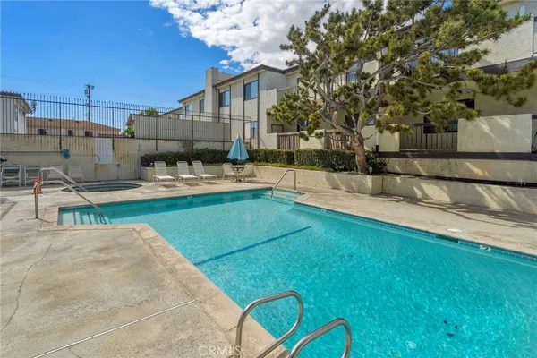 $2,750 | 15000 Halldale Avenue, Unit 213, Gardena, CA 90247