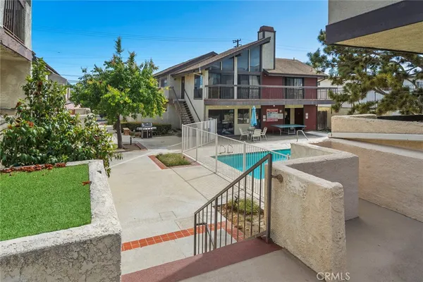 $2,750 | 15000 Halldale Avenue, Unit 213, Gardena, CA 90247