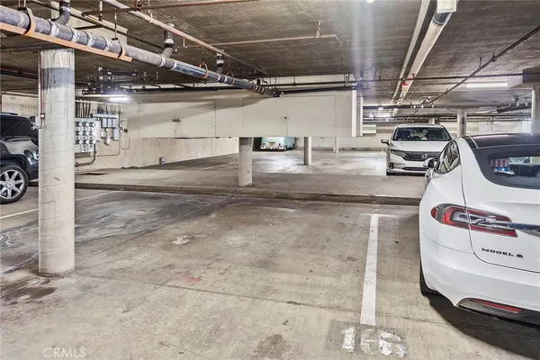 $2,750 | 15000 Halldale Avenue, Unit 213, Gardena, CA 90247