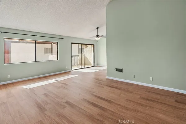 $2,750 | 15000 Halldale Avenue, Unit 213, Gardena, CA 90247