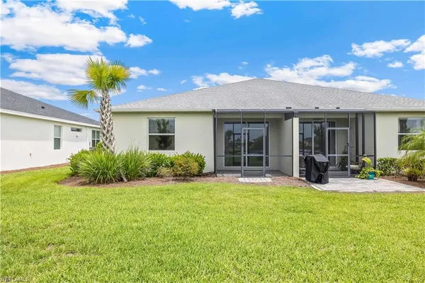 $2,100 | 17596 Woodland Court, Babcock Ranch, FL 33982