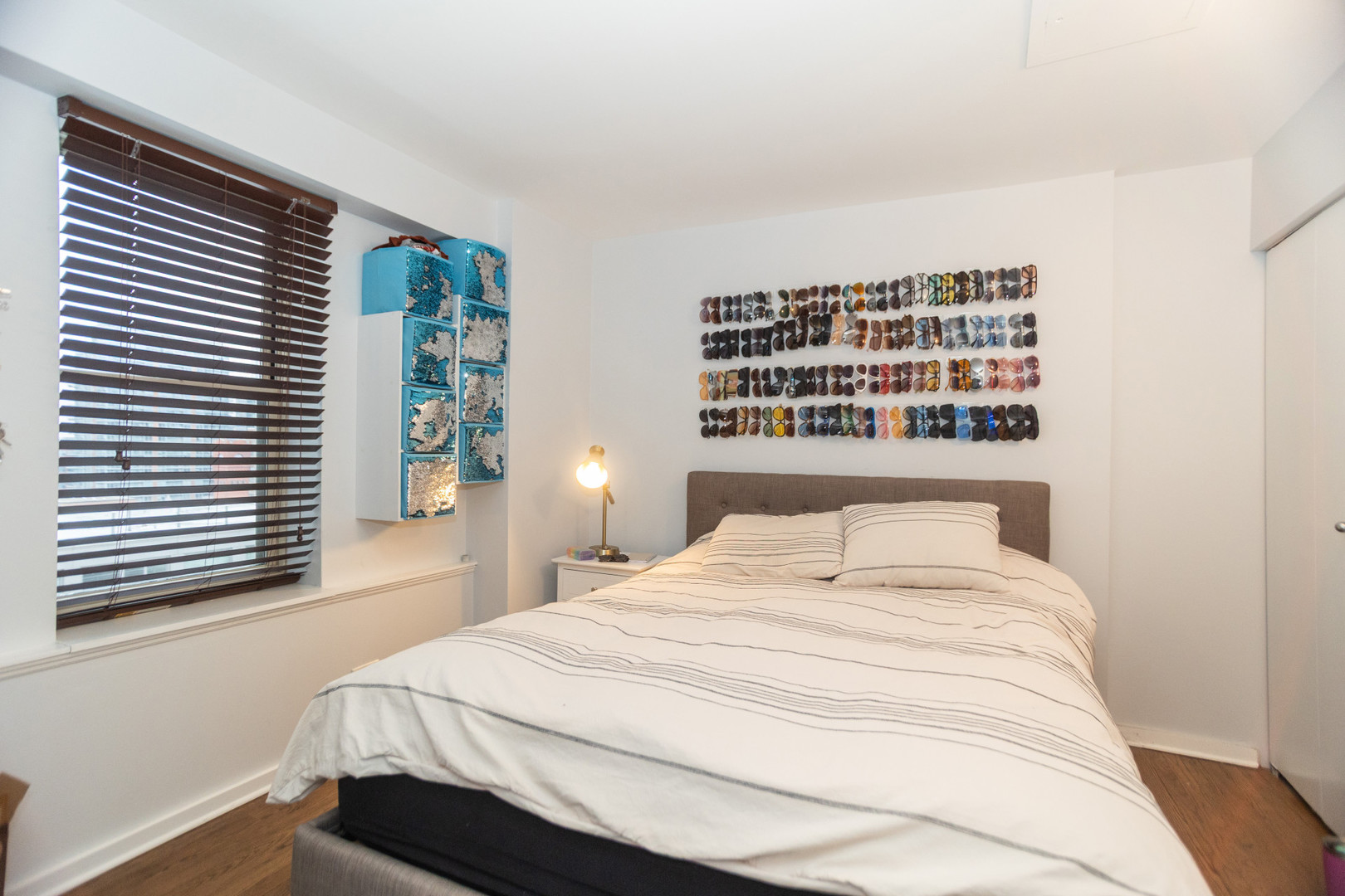 40 East 9th Street, Unit 1313 Chicago, IL 60605 - Photo 8 of 10