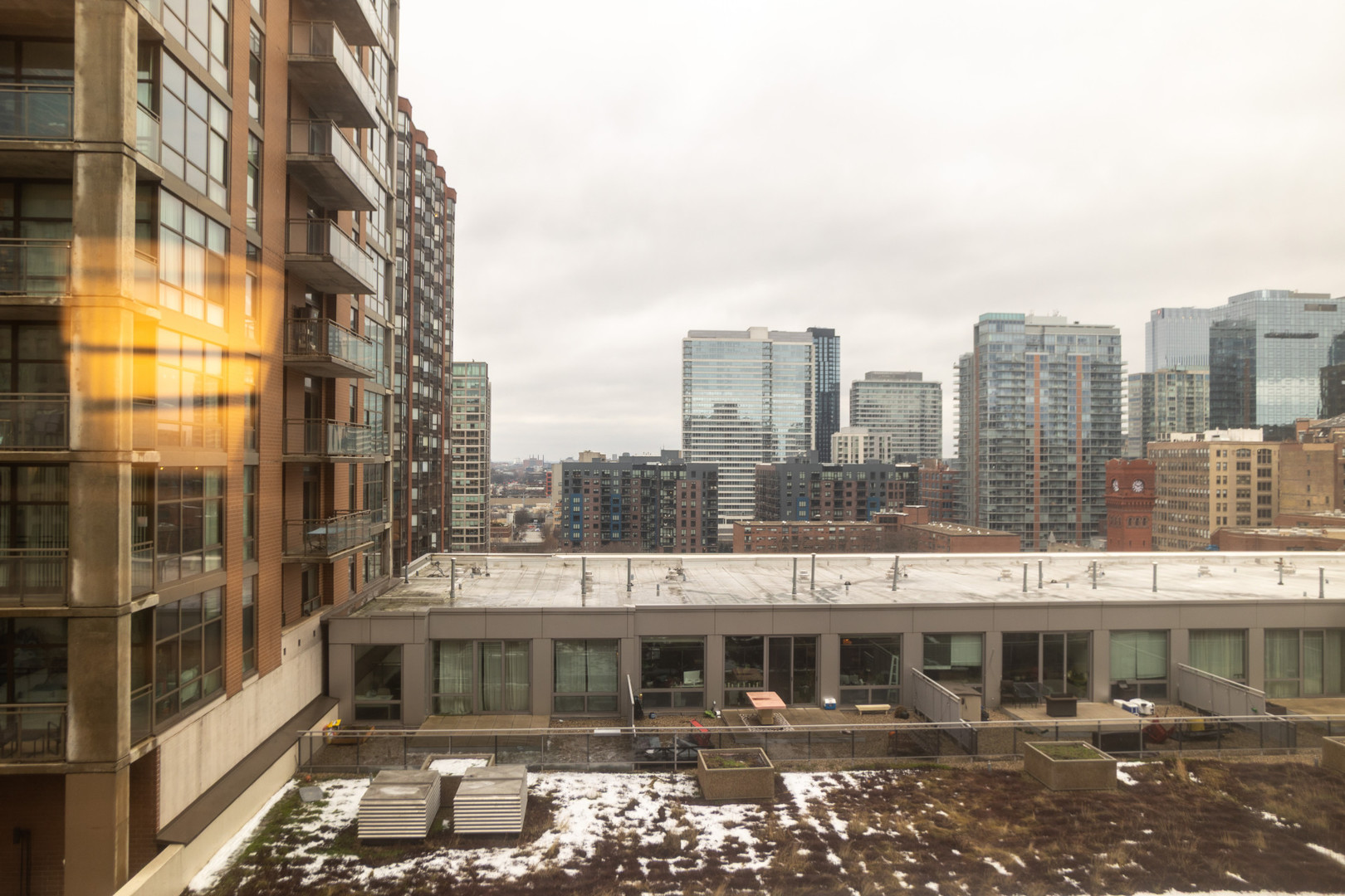 40 East 9th Street, Unit 1313 Chicago, IL 60605 - Photo 9 of 10