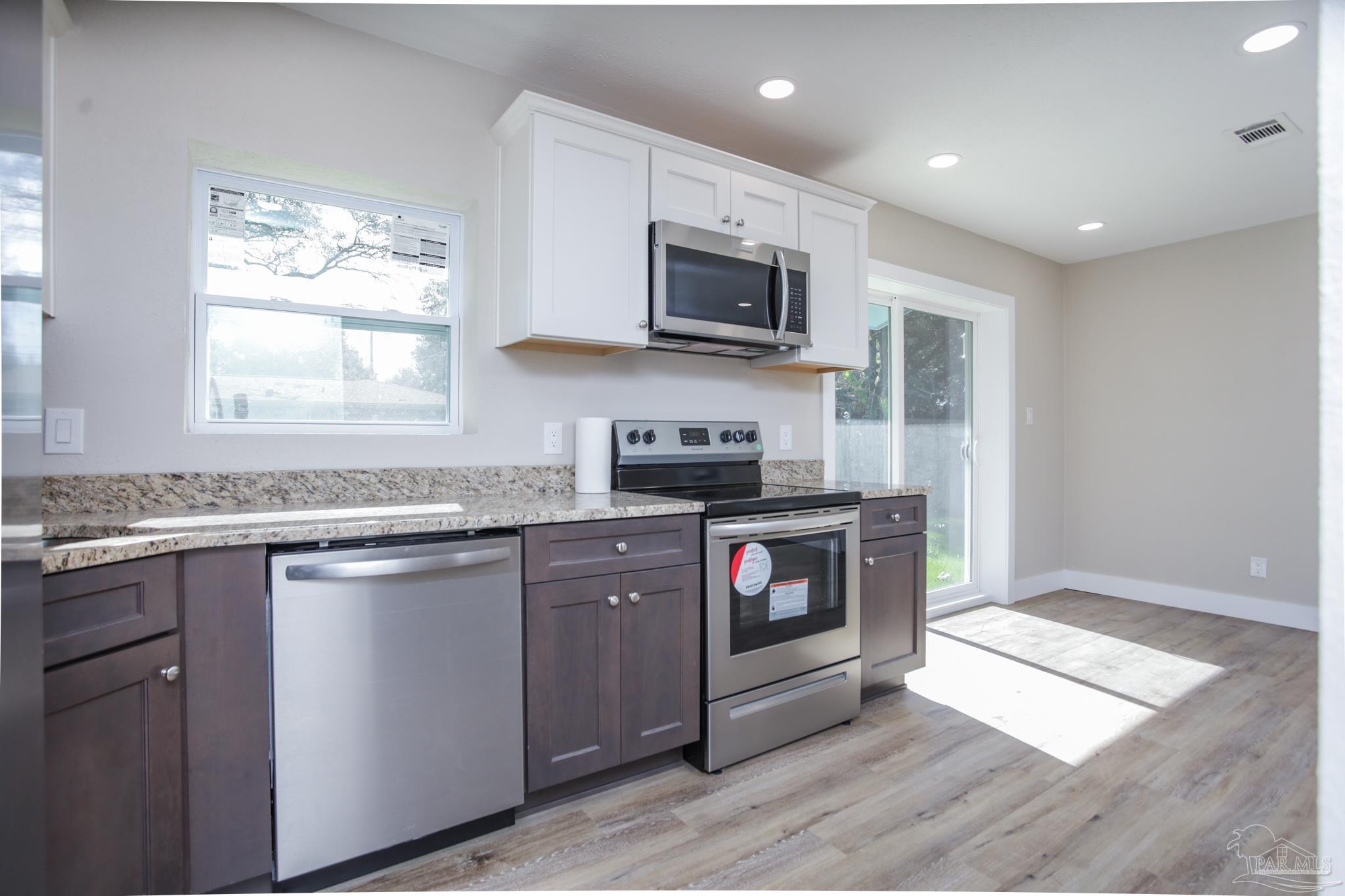 219 Alton Road Pensacola, FL 32507 - Photo 11 of 23 Gallery Image 11