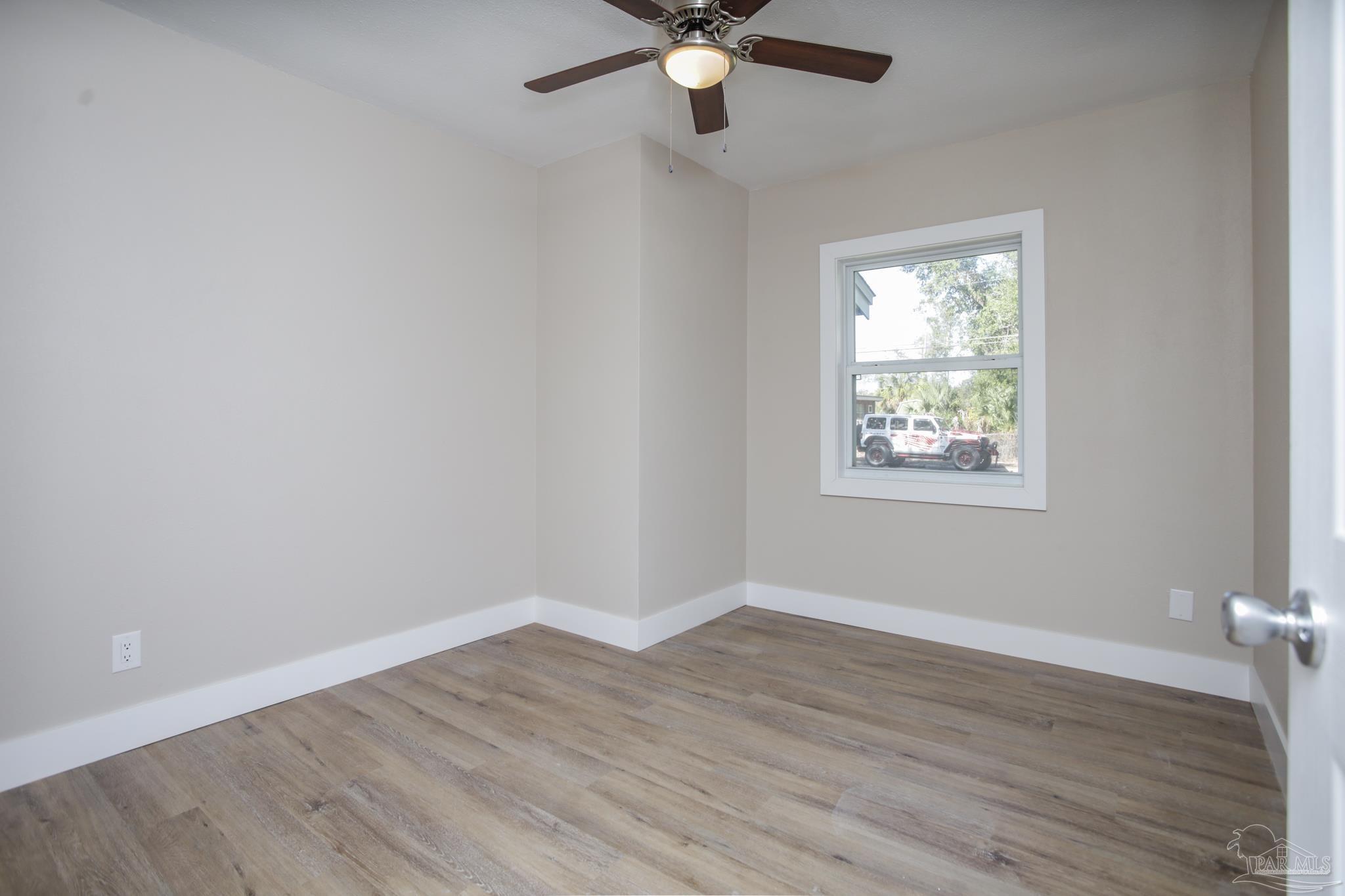 219 Alton Road Pensacola, FL 32507 - Photo 12 of 23 Gallery Image 12