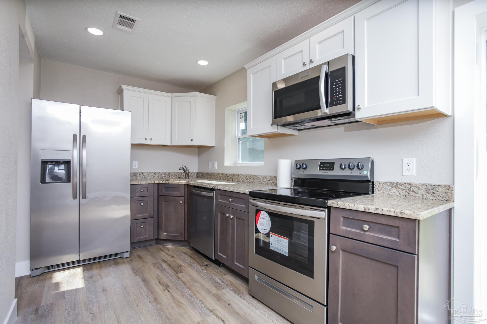 219 Alton Road Pensacola, FL 32507 - Photo 10 of 23 Gallery Image 10