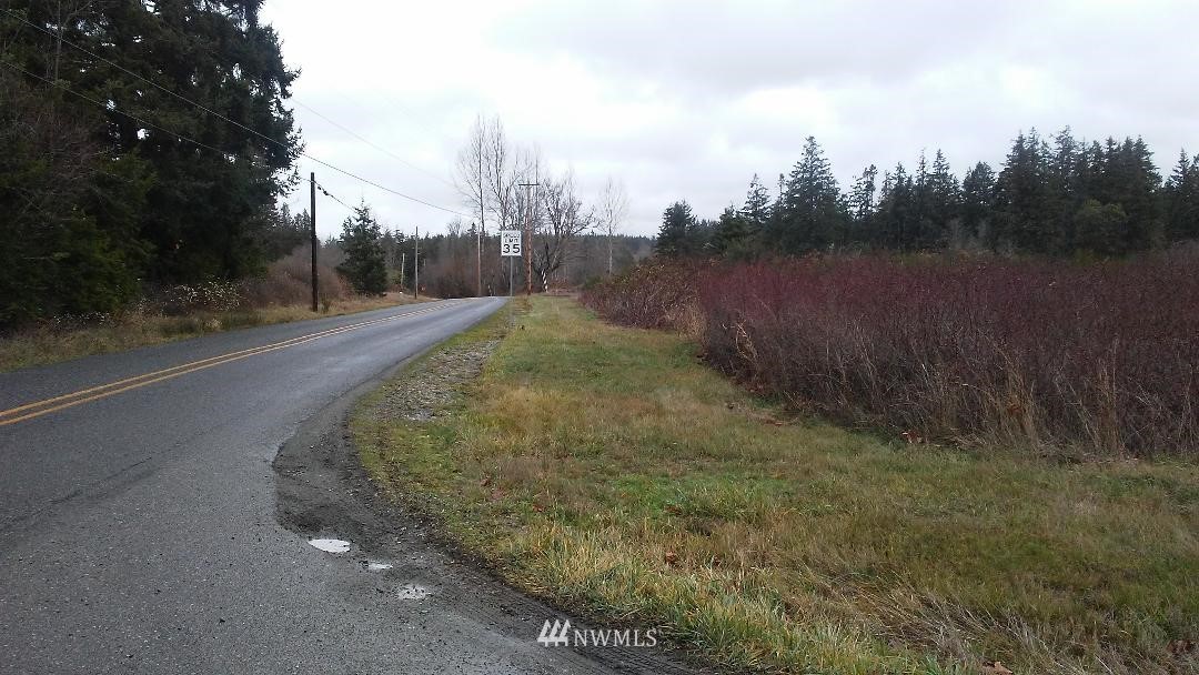591 Chapman Road Camano Island, WA 98282 - Photo 4 of 11 Gallery Image 4