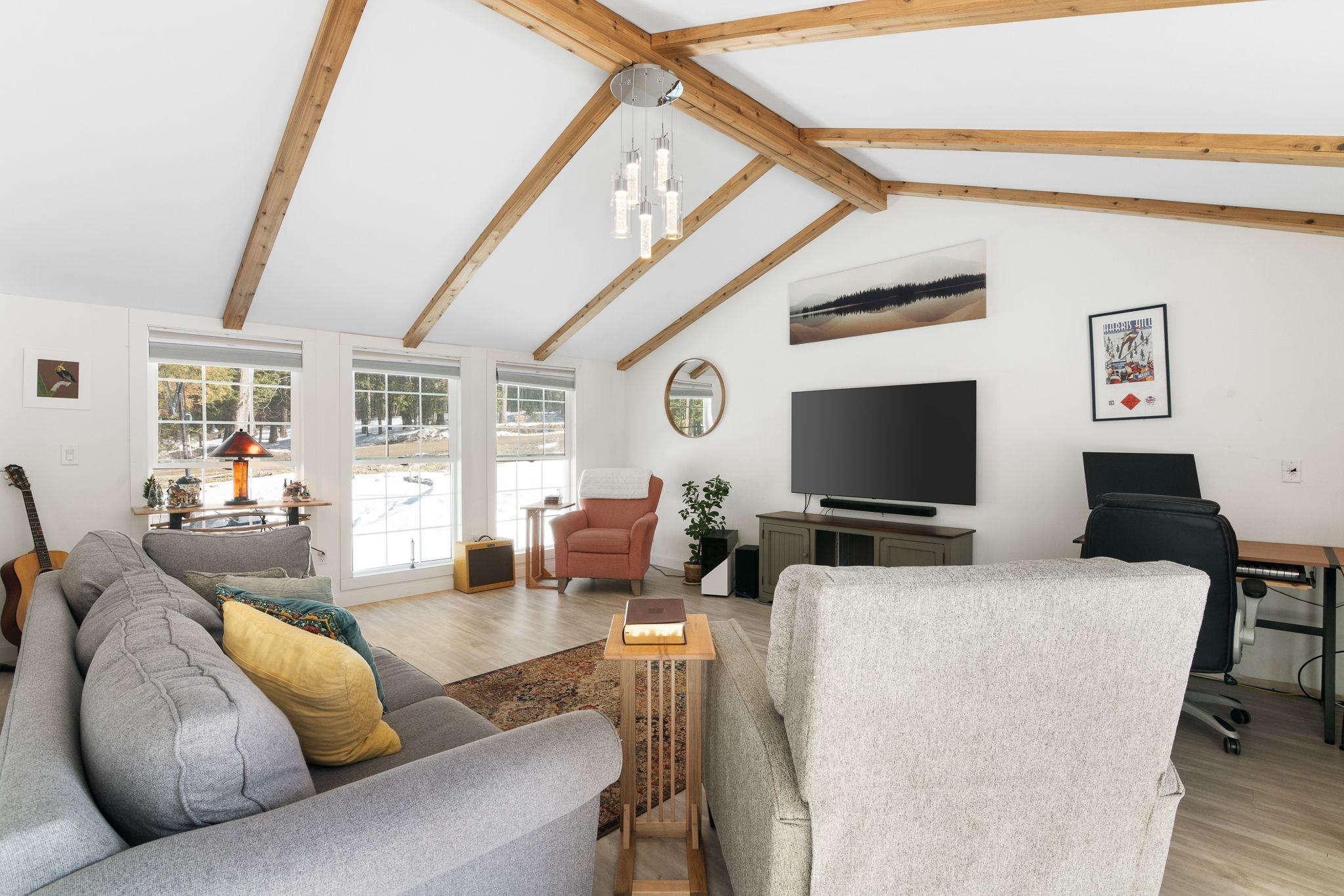 175 Sak Road Vernon, VT 05354 - Photo 12 of 20