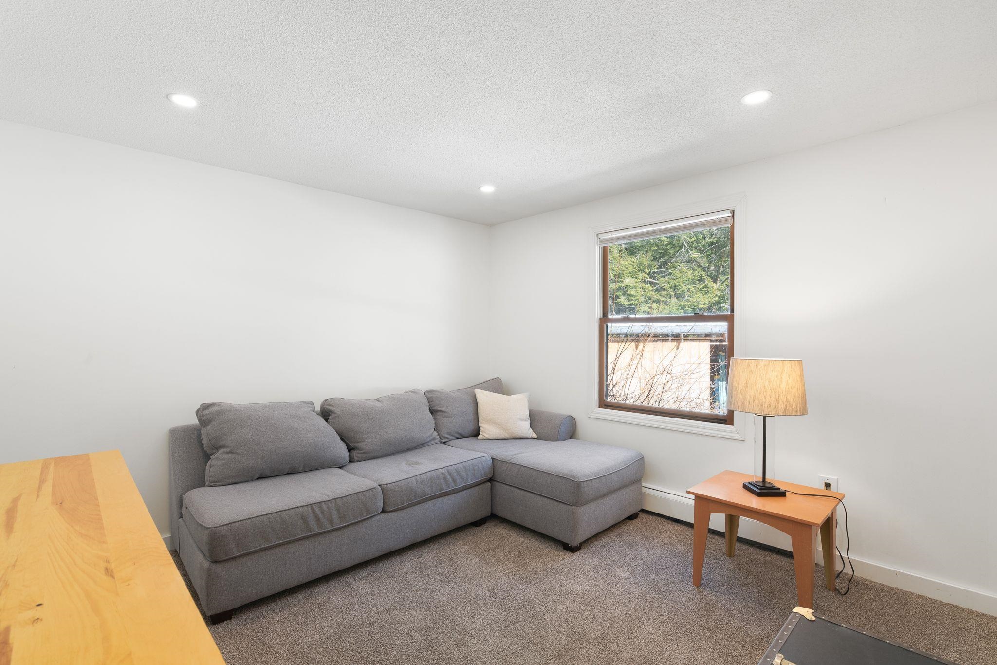 175 Sak Road Vernon, VT 05354 - Photo 15 of 20