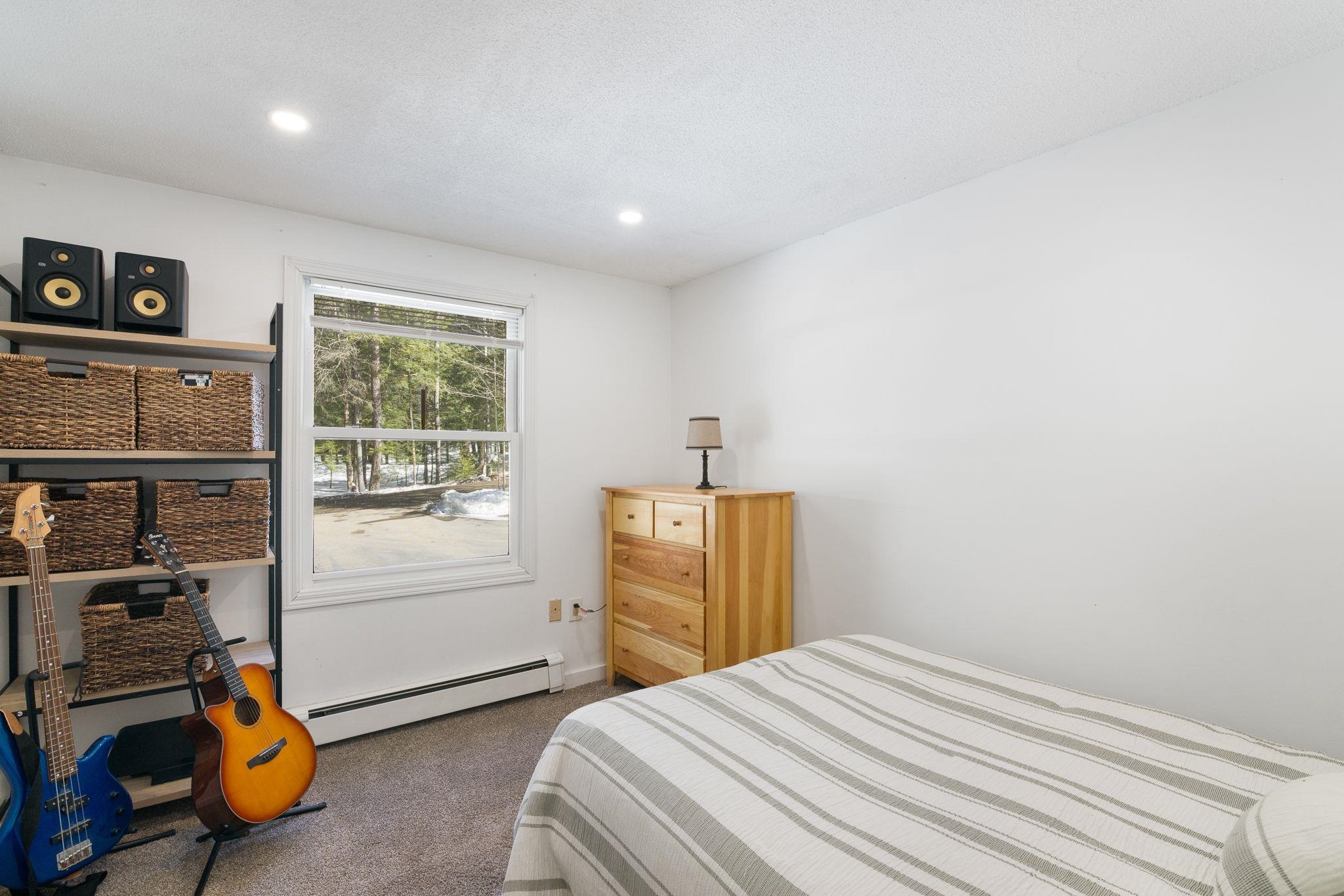 175 Sak Road Vernon, VT 05354 - Photo 18 of 20