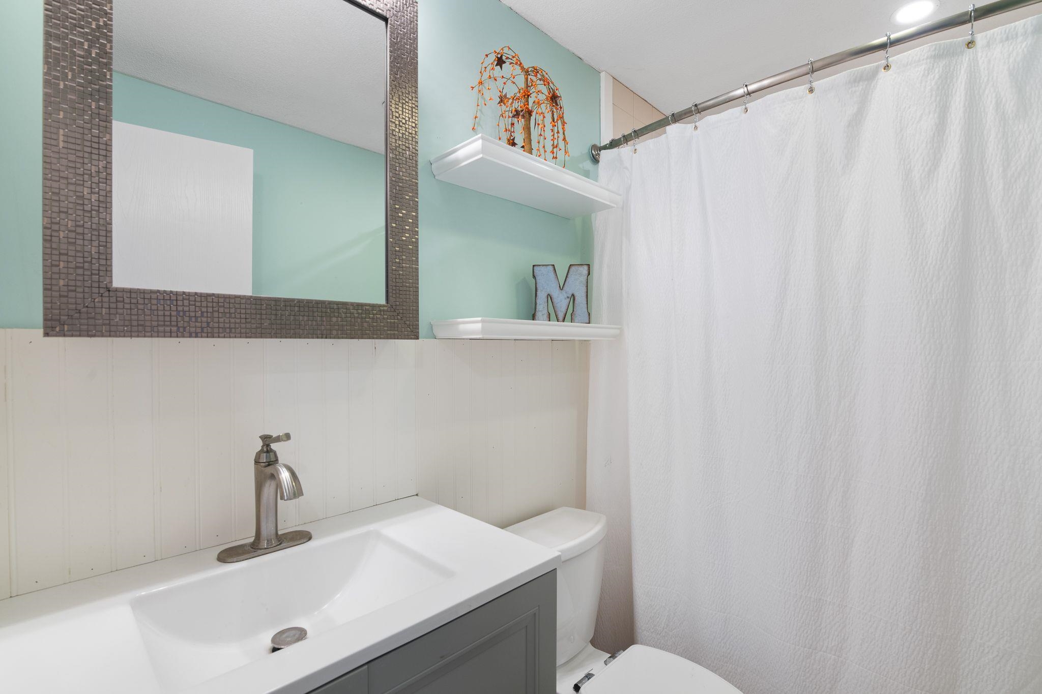 175 Sak Road Vernon, VT 05354 - Photo 19 of 20