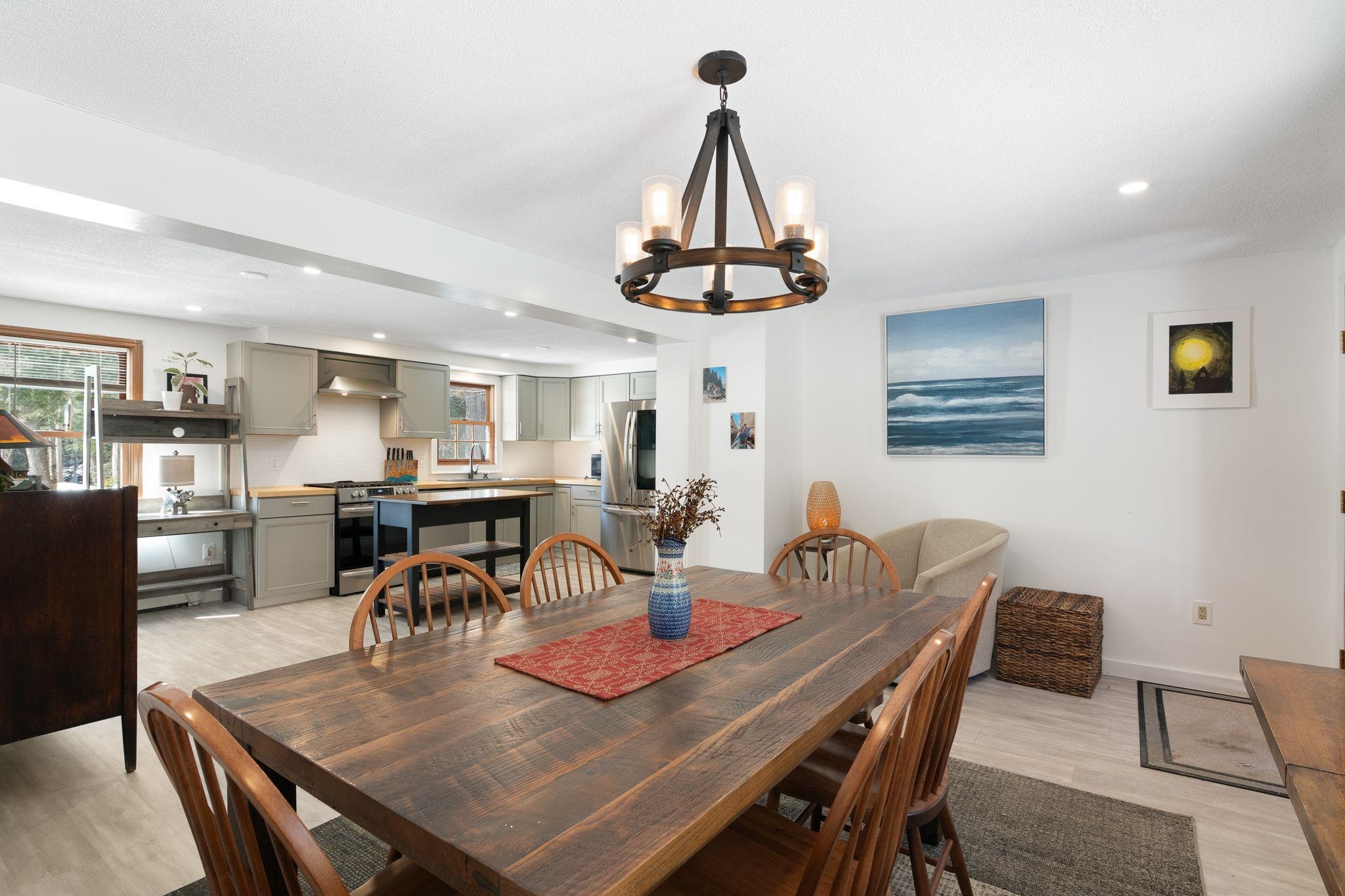 175 Sak Road Vernon, VT 05354 - Photo 8 of 20