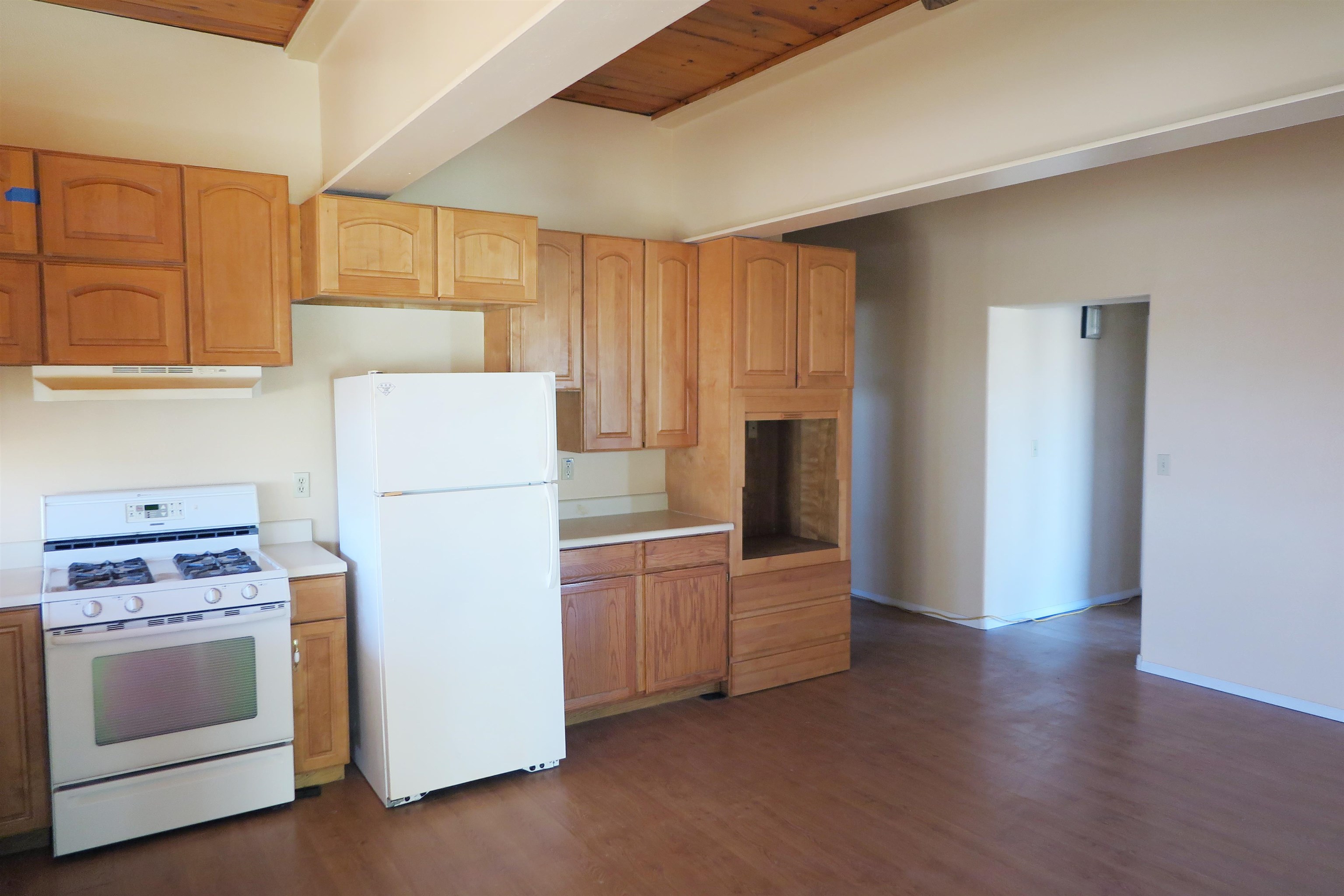 950 Siminoe Road Whitewater, CO 81527 - Photo 8 of 40 custom Cabinets