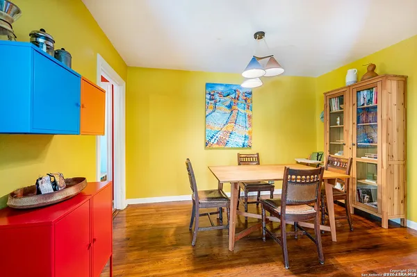 $2,000 | 513 West Rosewood Avenue, San Antonio, TX 78212