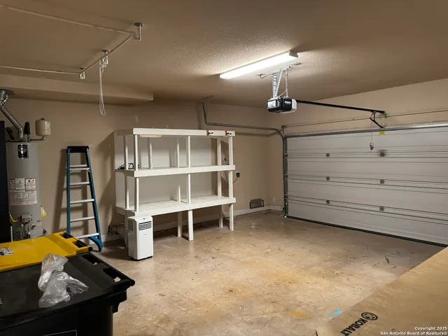 $2,398 | 517 Whittmen Avenue, Schertz, TX 78108