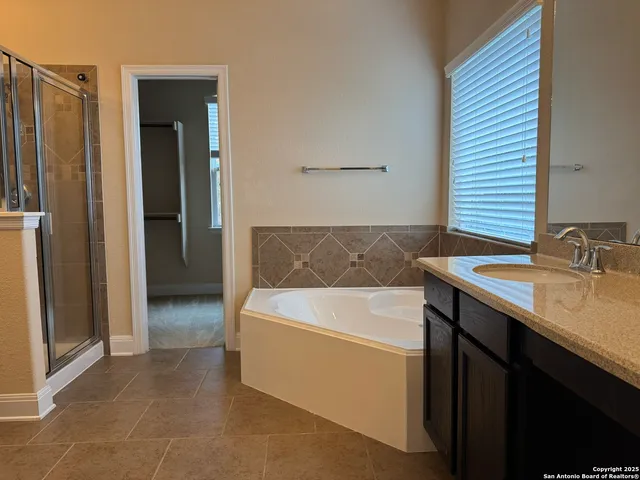 $2,398 | 517 Whittmen Avenue, Schertz, TX 78108