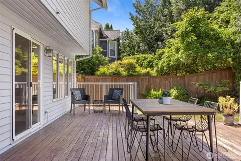 $899,000 | 15720 Southeast 184th Street, Renton, WA 98058