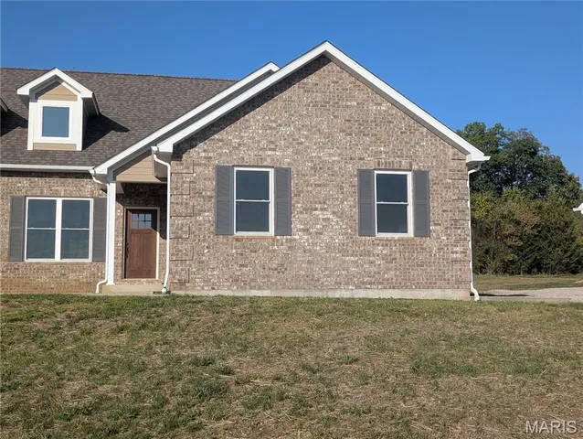 $279,900 | 10054 Yellowstone Drive, Cadet, MO 63630