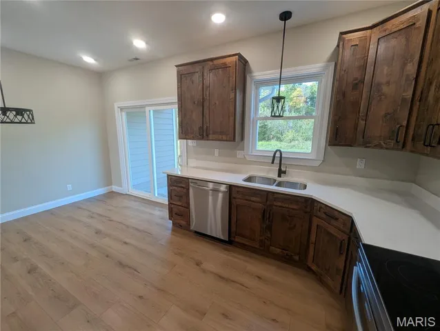 $279,900 | 10054 Yellowstone Drive, Cadet, MO 63630